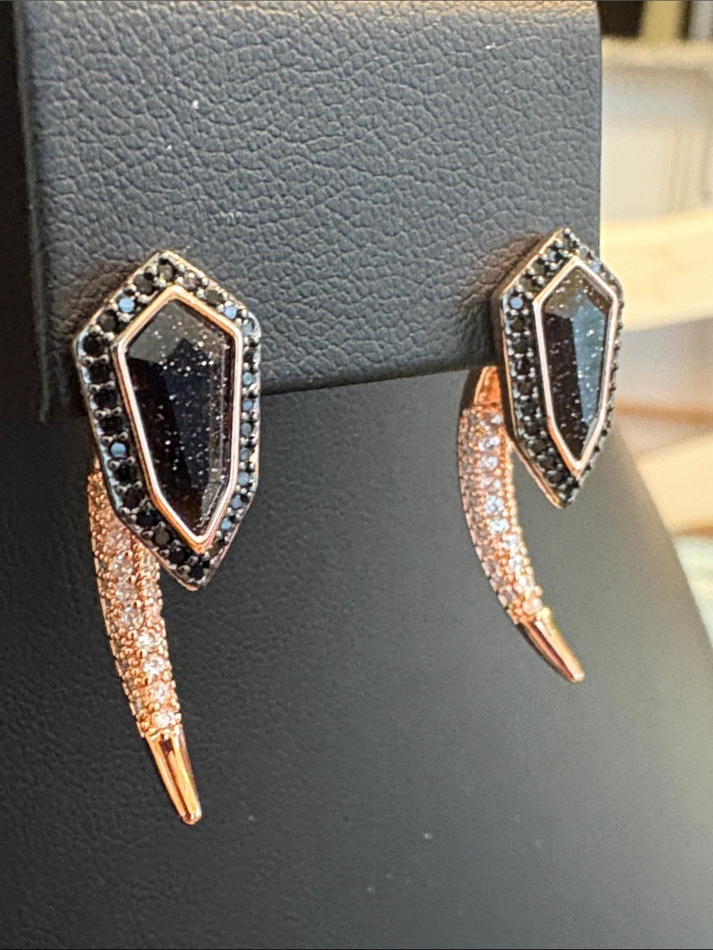 Bomb Party Untamed Claw & Order Rose Gold tone Ear Jacket Earrings EUC